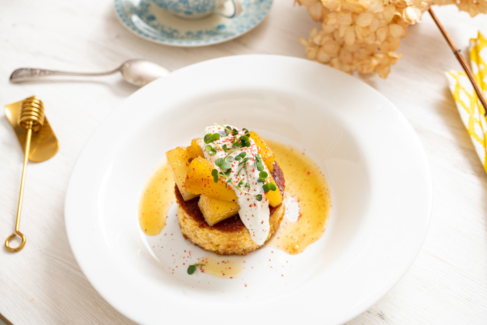 ananas-flambat-cu-paine-de-malai-L
