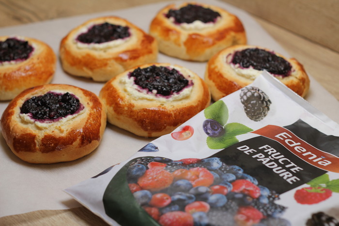 bascute-cu-fructe-de-padure-L1